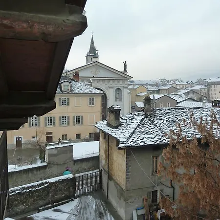 Maison Forum *